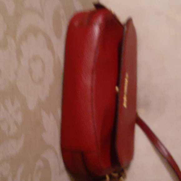 MICHAEL KORS.  MAROON LEATHER CROSSBODY NWOT - Picture 8 of 11